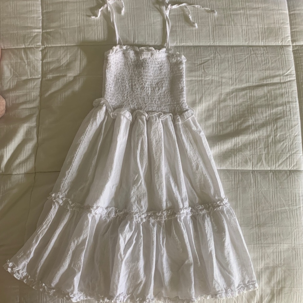 white flowy sun dress